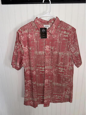 Haggar Men's Large Red Patterned Short Sleeve Shirt